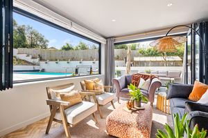 Photo 13- click for photo gallery